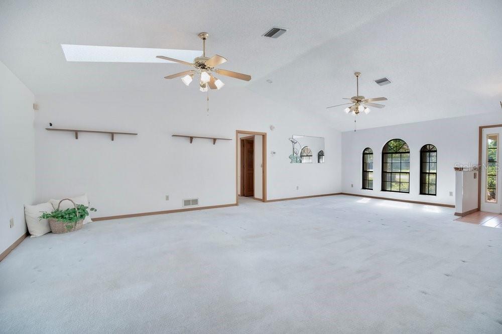 Image 11 of 37 For 1309 Lodge Terrace