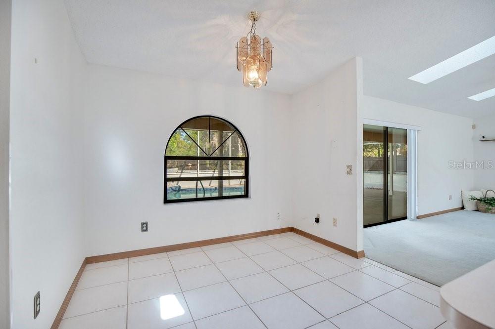 Image 16 of 37 For 1309 Lodge Terrace