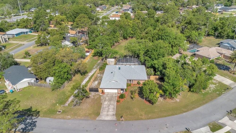 Image 2 of 37 For 1309 Lodge Terrace