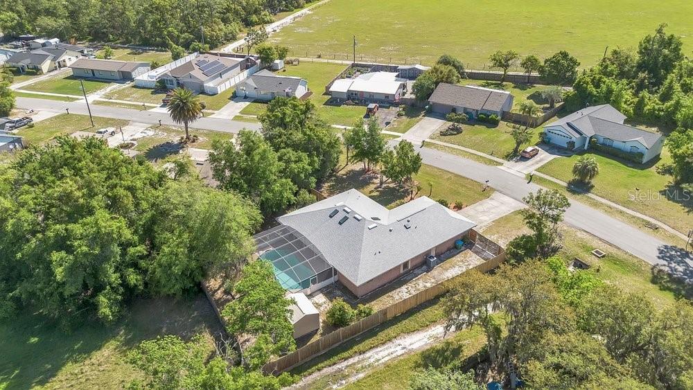 Image 35 of 37 For 1309 Lodge Terrace