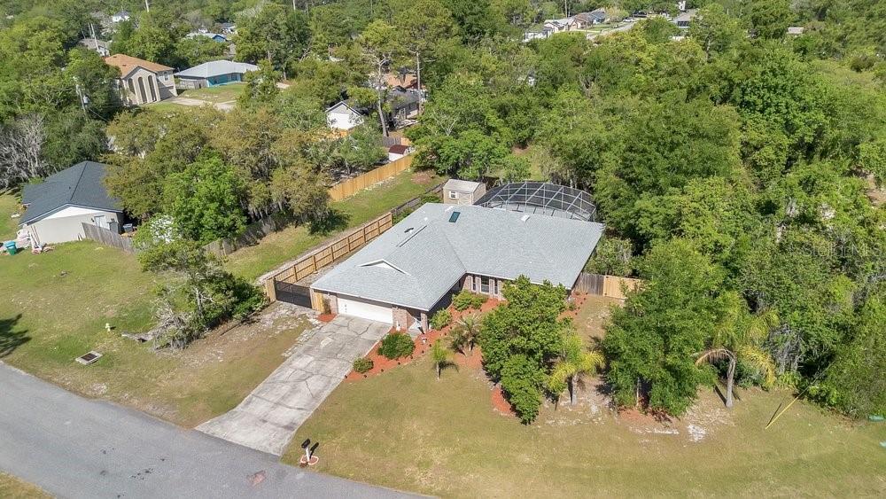 Image 4 of 37 For 1309 Lodge Terrace