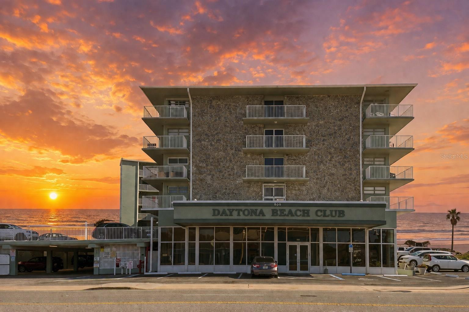 Image 4 of 26 For 800 Atlantic Avenue 705