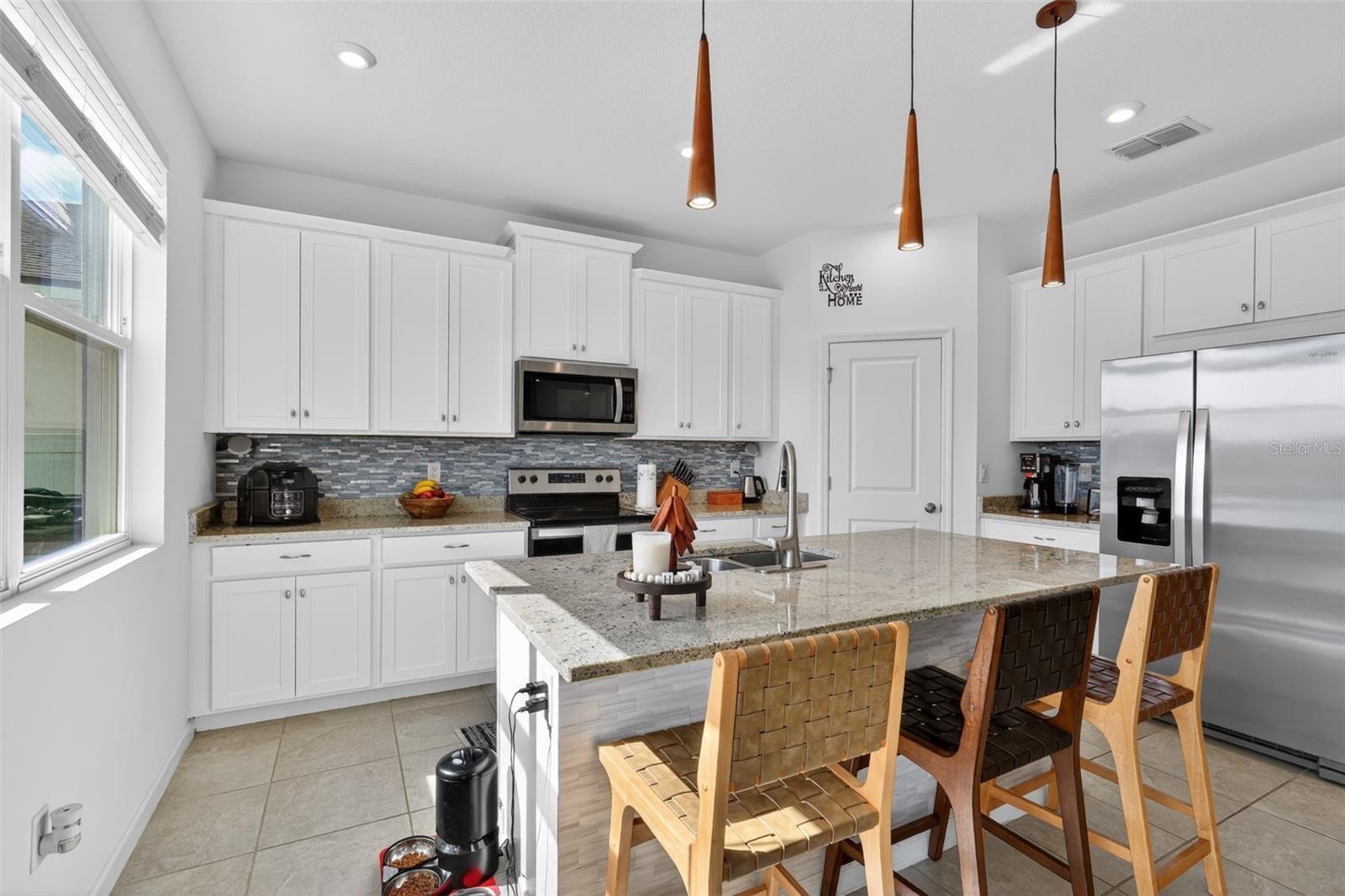 Image 11 of 49 For 1181 Lakeshore Breeze Place