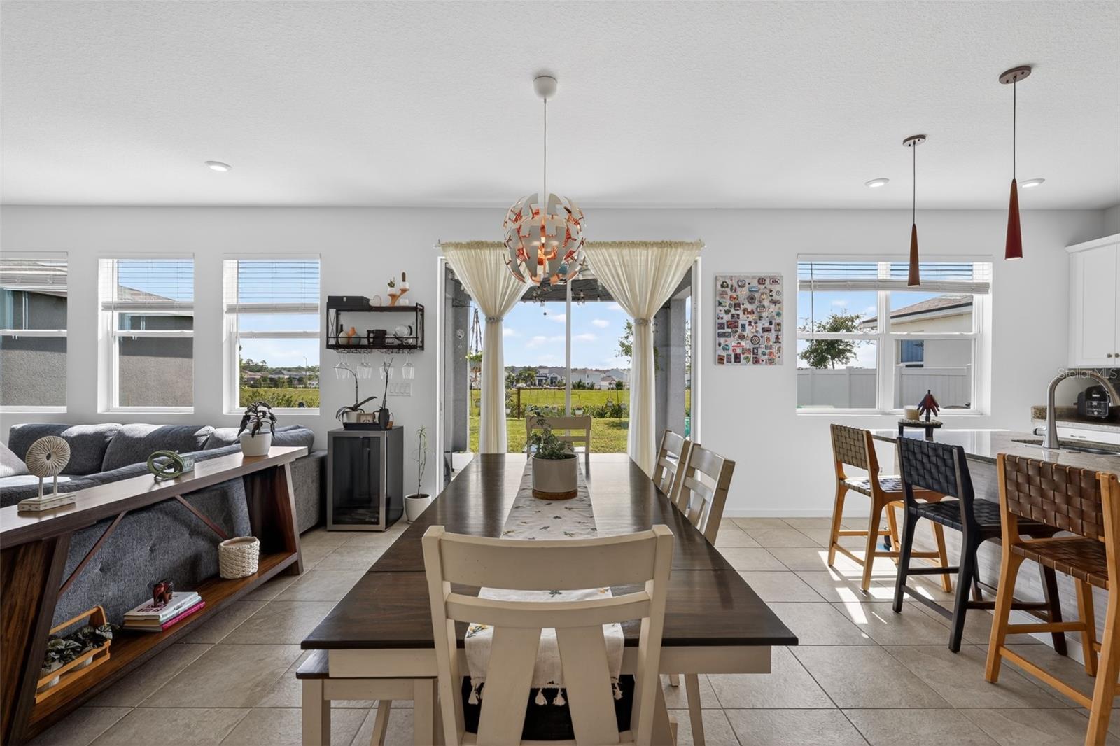 Image 12 of 49 For 1181 Lakeshore Breeze Place