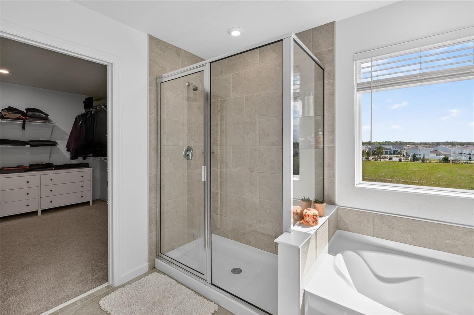 Image 22 of 49 For 1181 Lakeshore Breeze Place