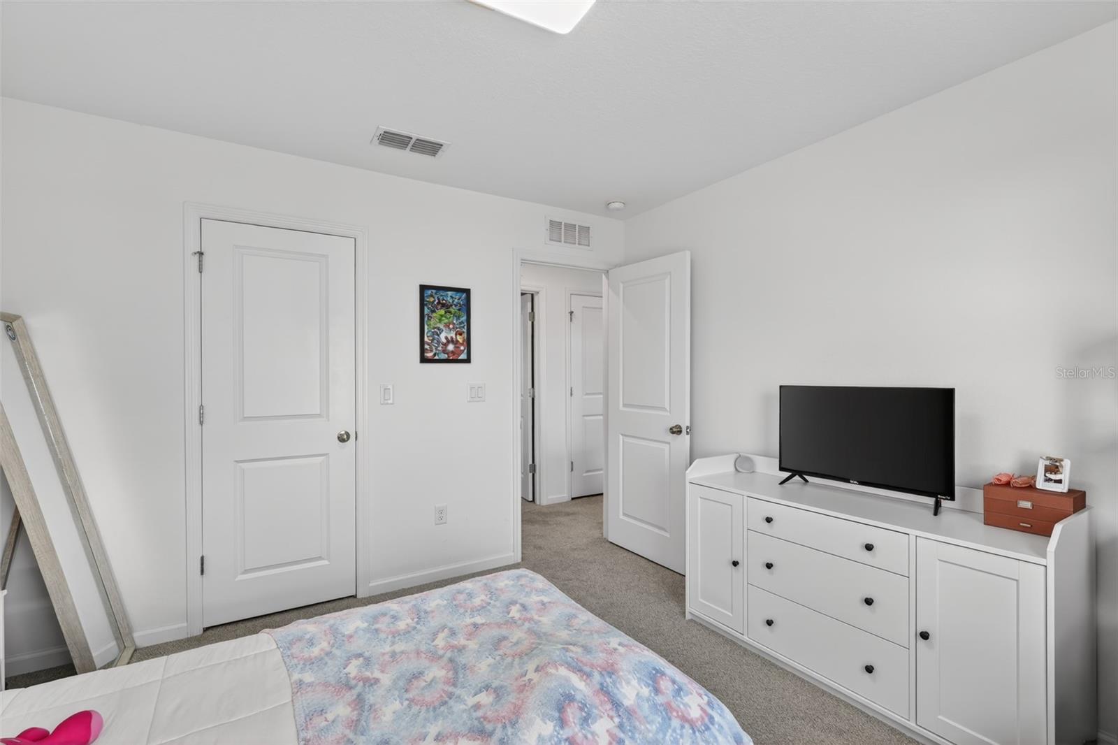 Image 28 of 49 For 1181 Lakeshore Breeze Place