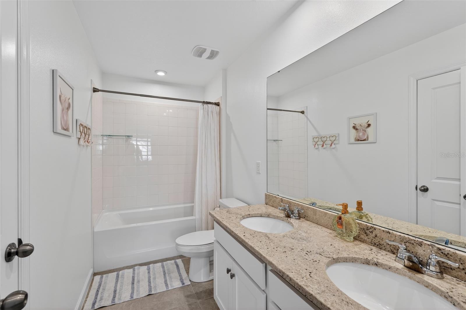 Image 29 of 49 For 1181 Lakeshore Breeze Place