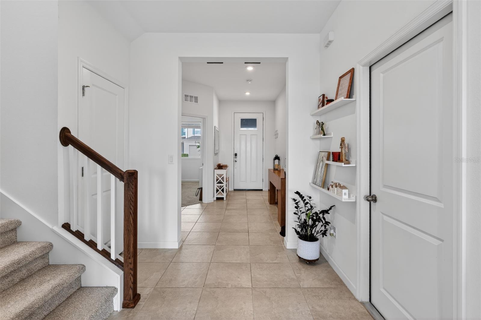 Image 4 of 49 For 1181 Lakeshore Breeze Place