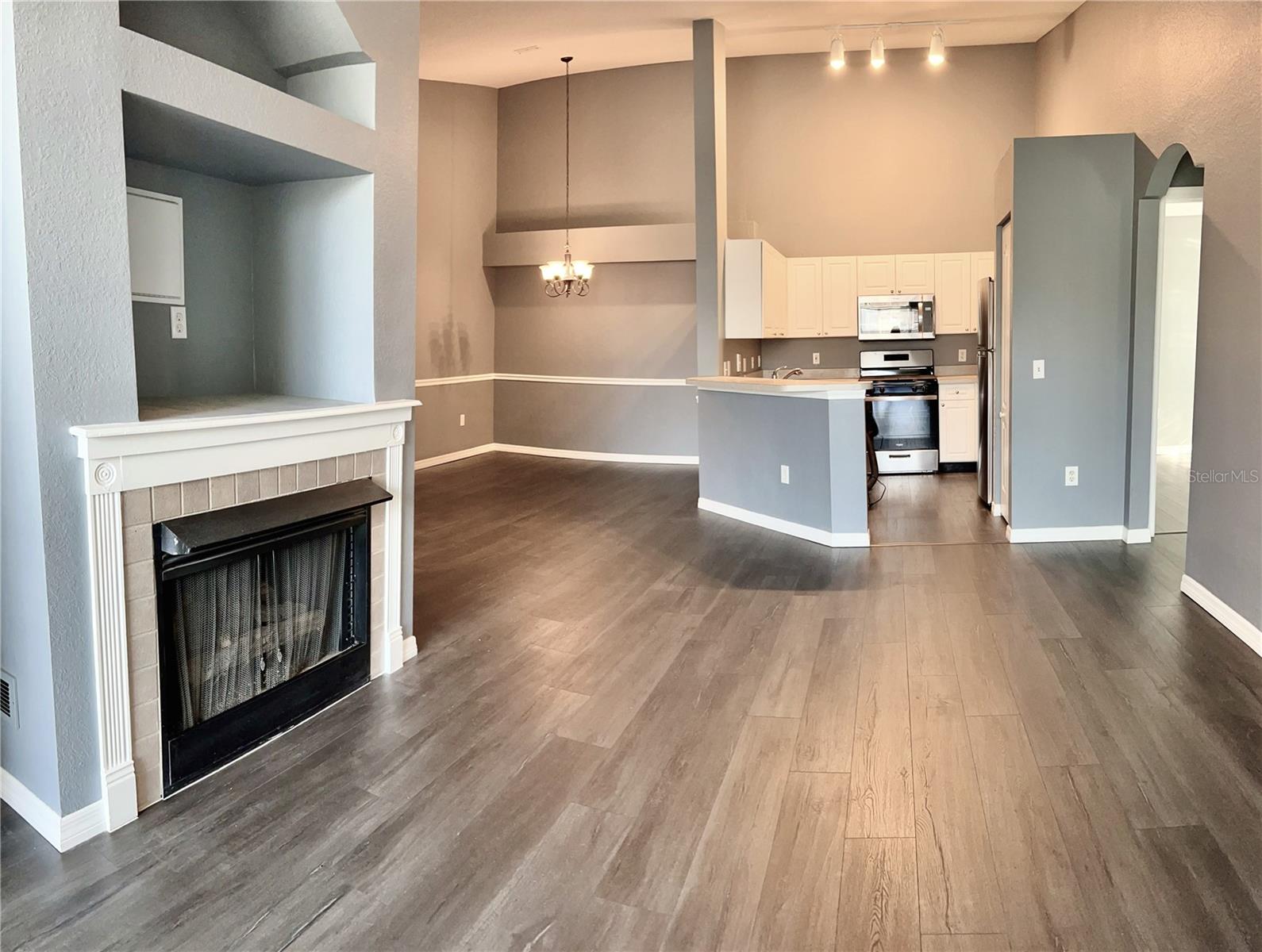 Image 3 of 24 For 3361 Kirkman Road 821