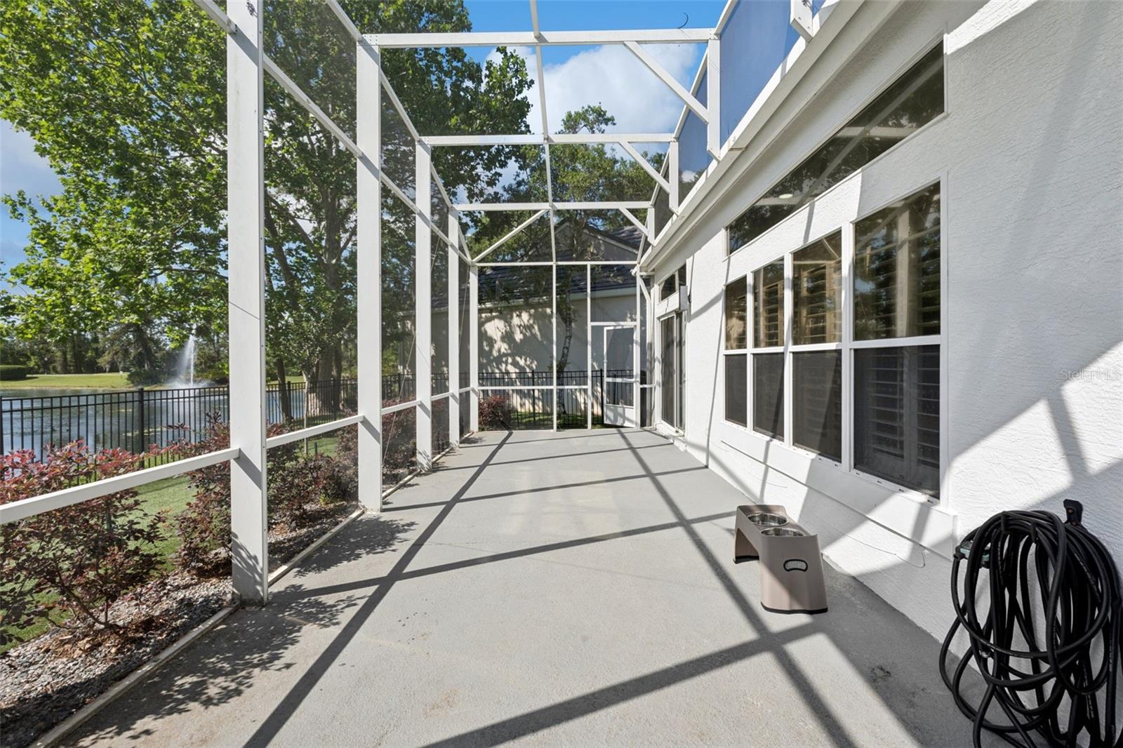 Image 35 of 49 For 160 Wimbledon Circle