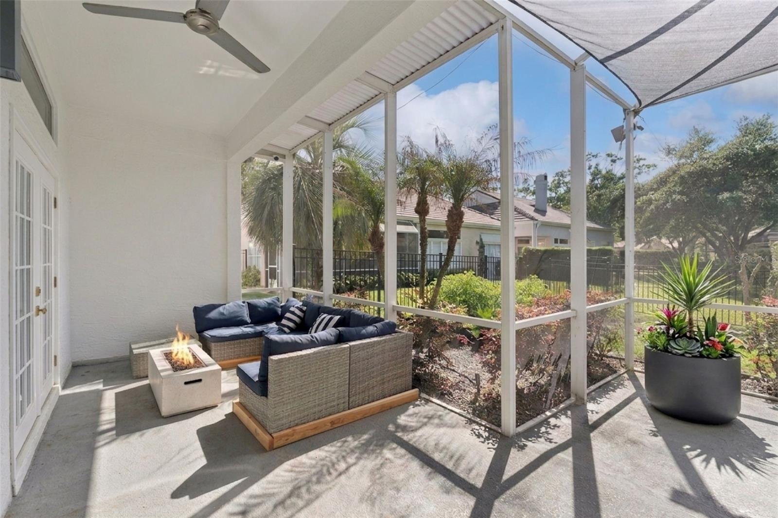 Image 37 of 49 For 160 Wimbledon Circle