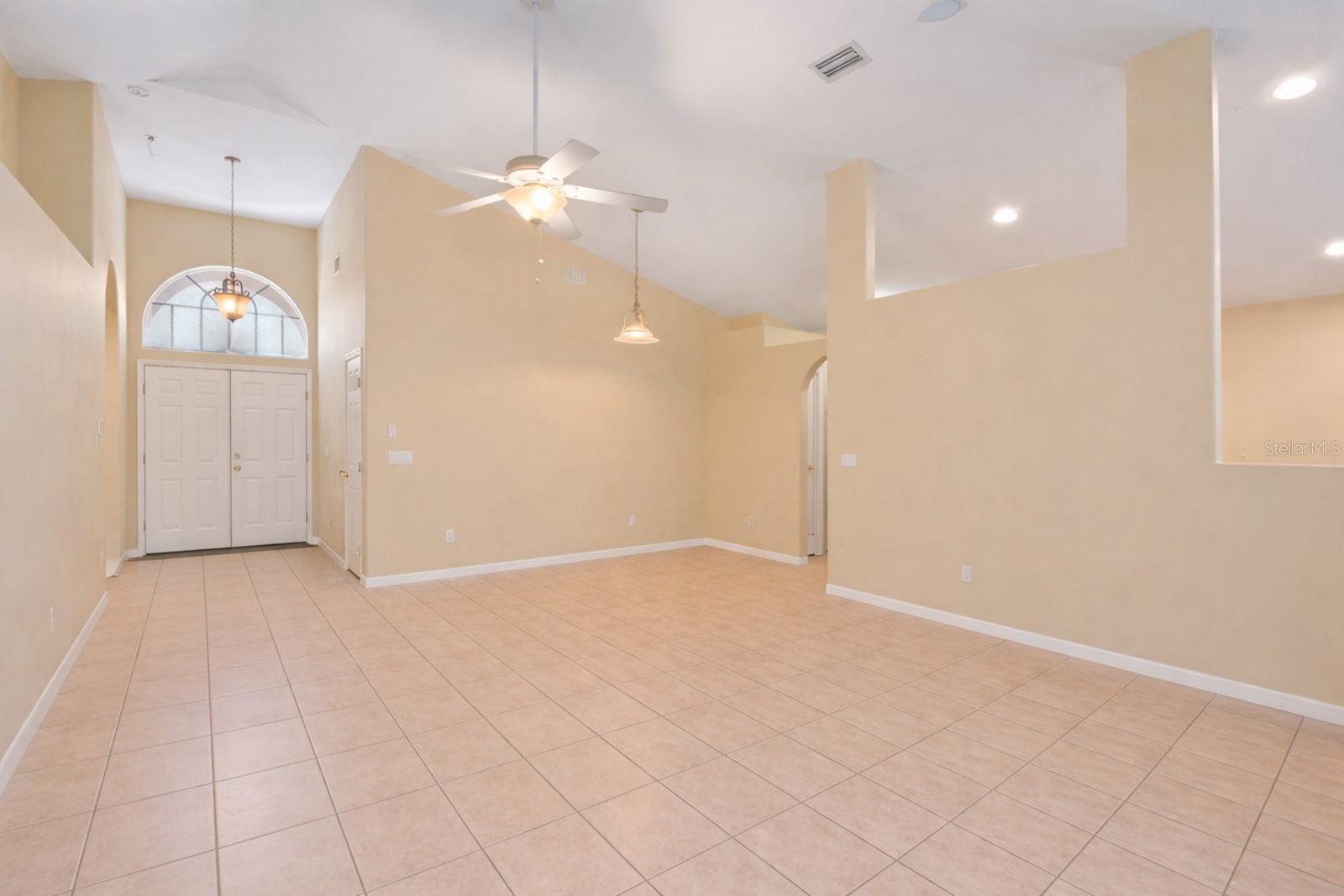 Image 12 of 23 For 411 Wayman Street