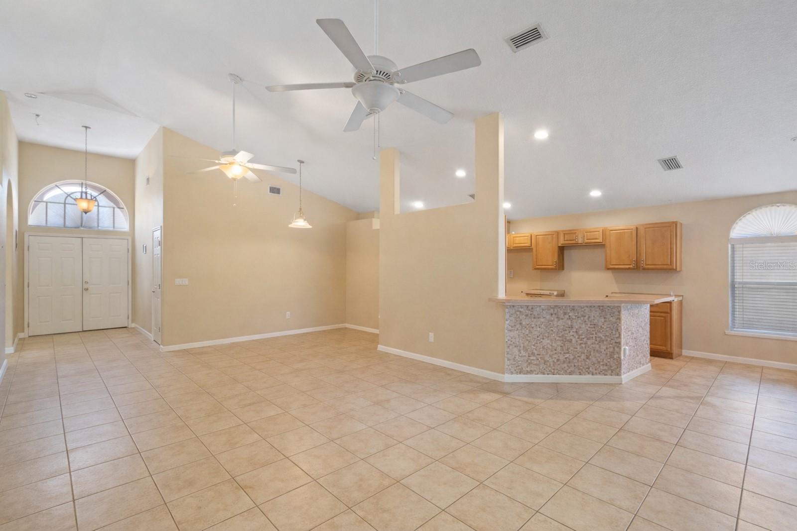 Image 13 of 23 For 411 Wayman Street