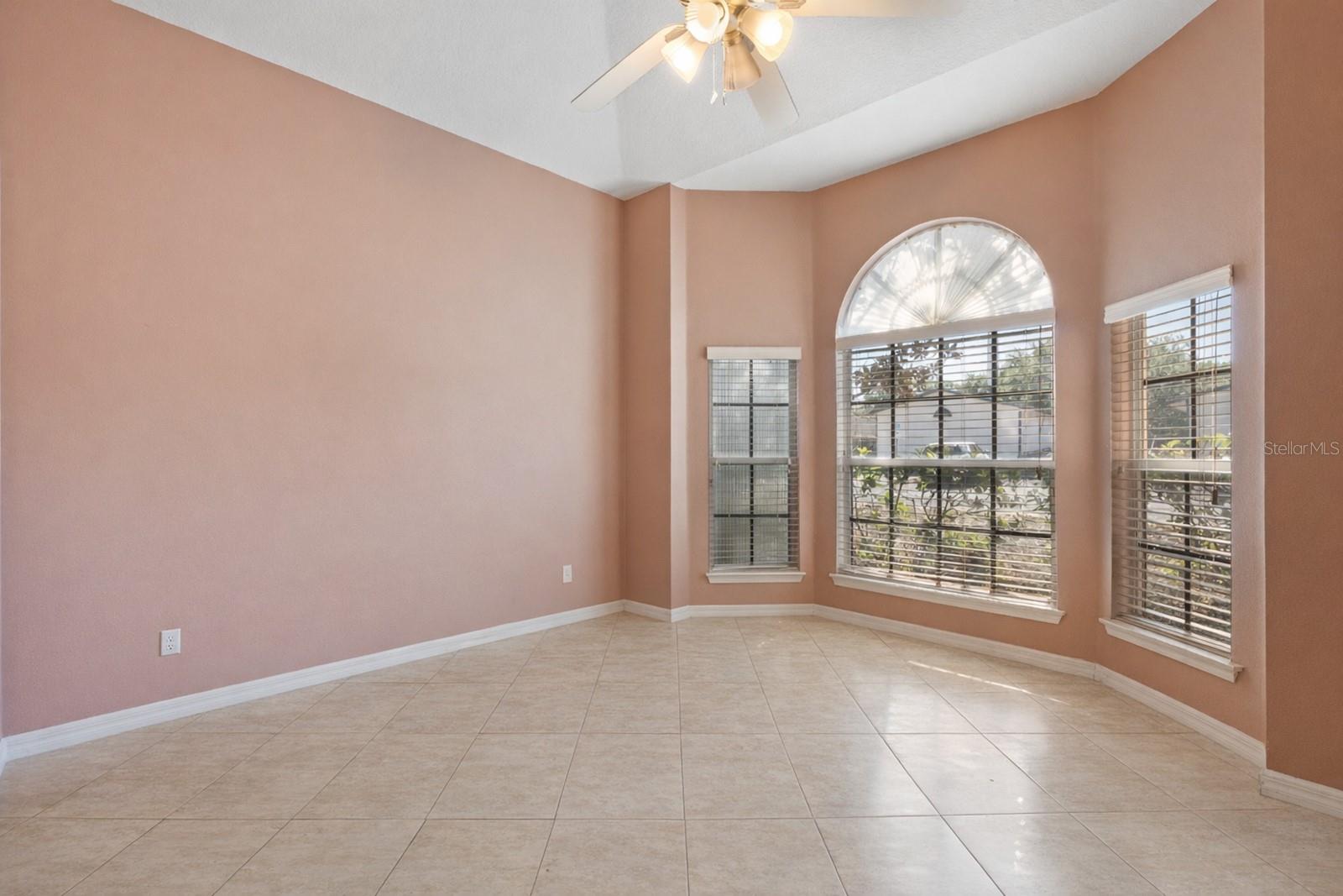 Image 18 of 23 For 411 Wayman Street