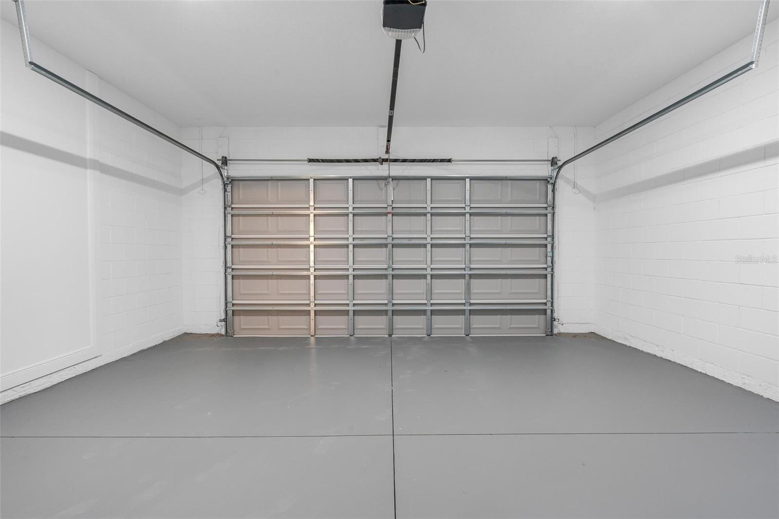 Image 11 of 39 For 12963 72nd Terrace Road