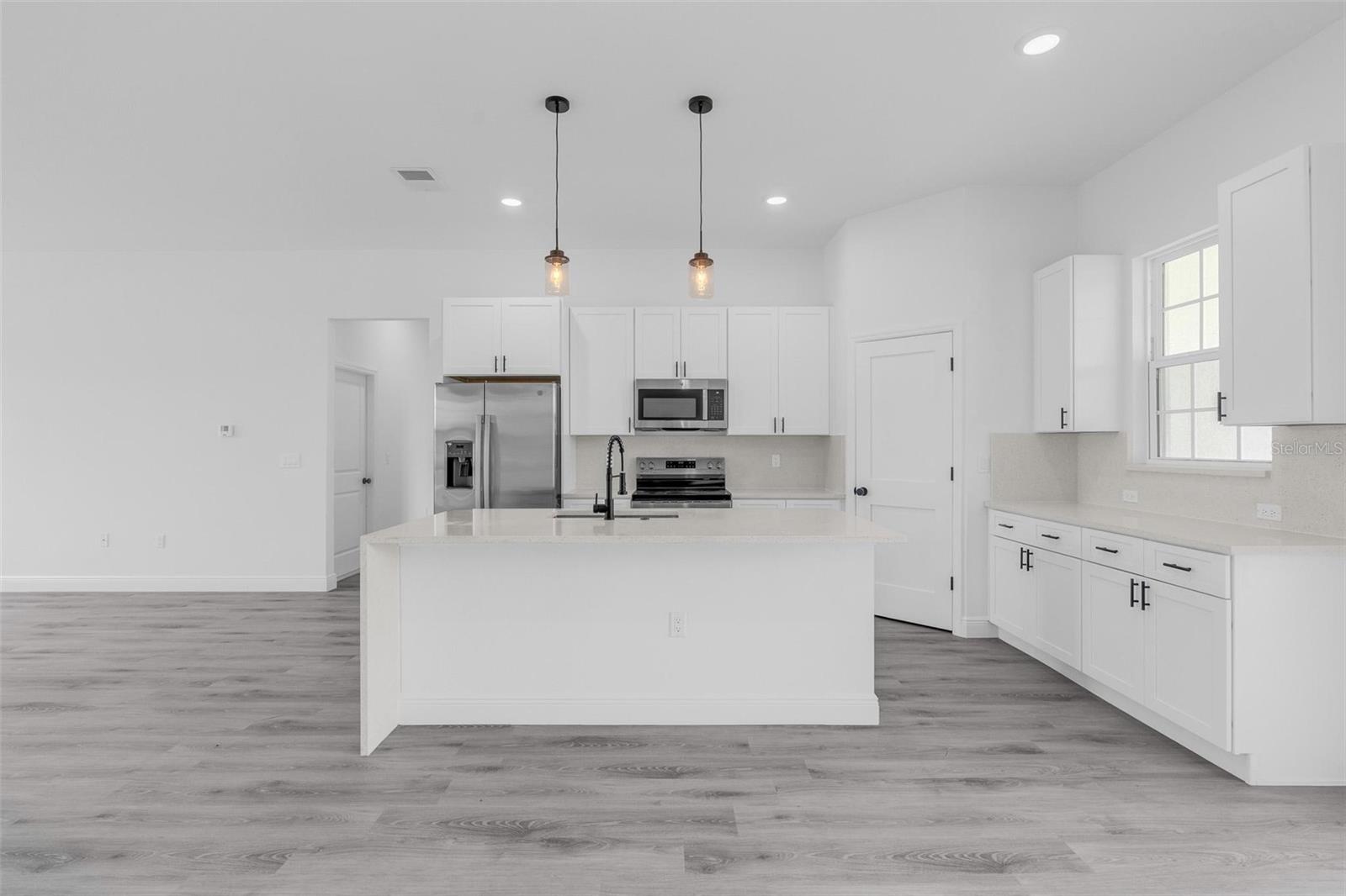 Image 24 of 39 For 12963 72nd Terrace Road