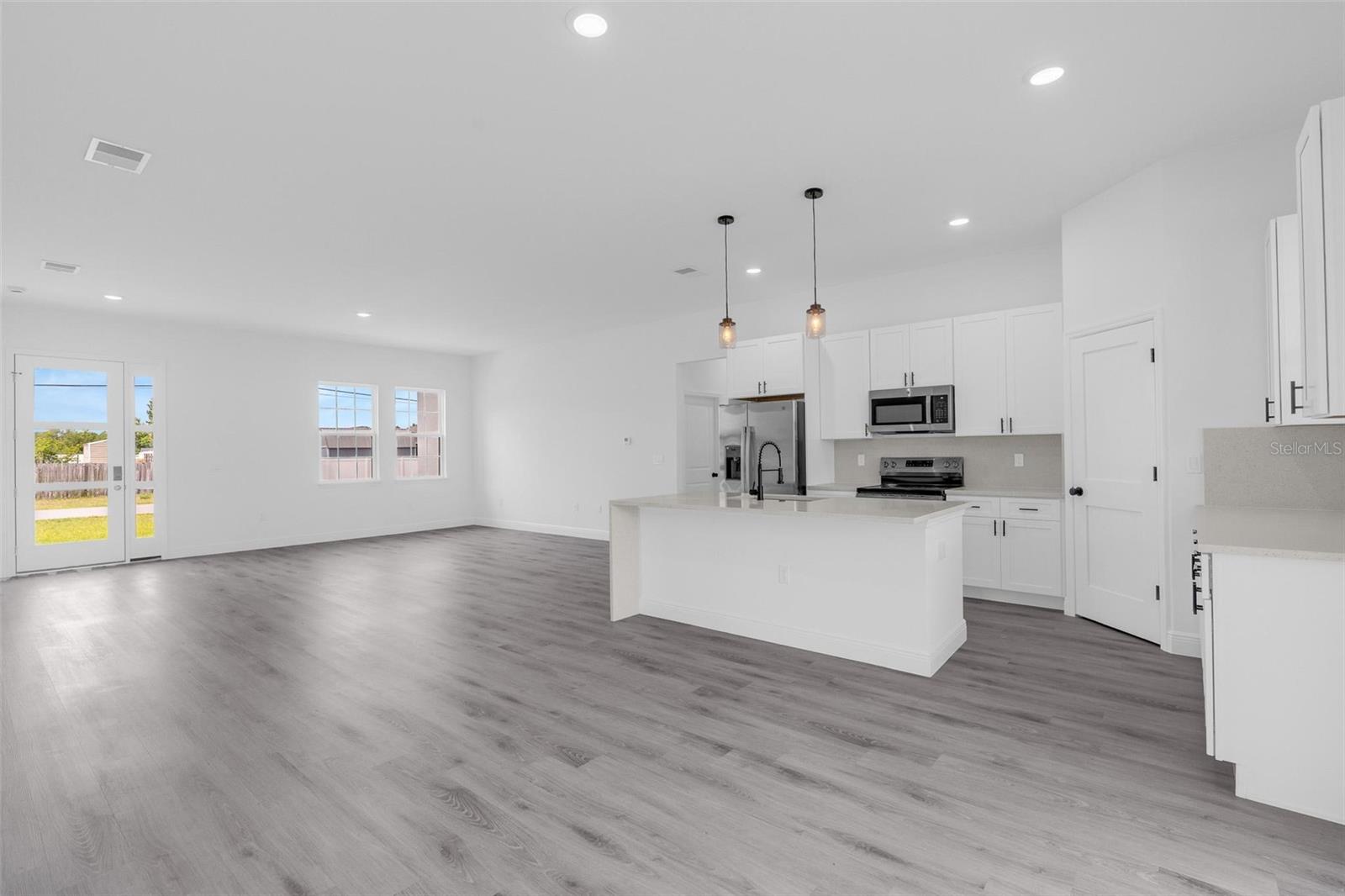 Image 25 of 39 For 12963 72nd Terrace Road