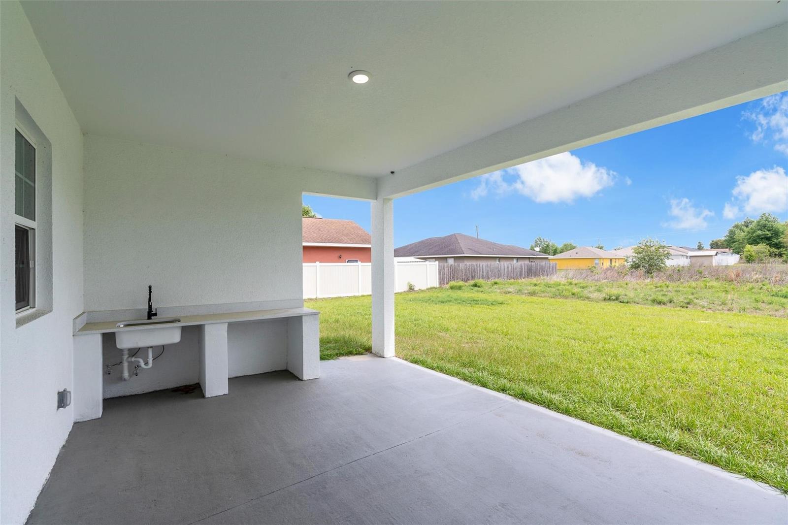 Image 29 of 39 For 12963 72nd Terrace Road