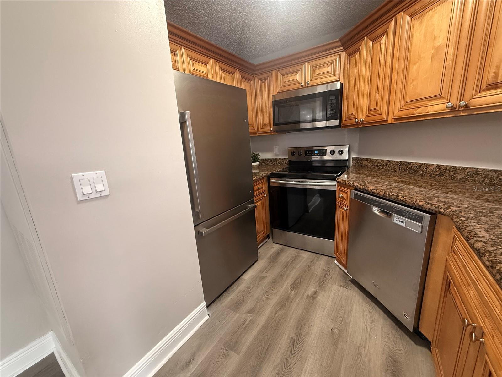 Image 11 of 41 For 715 Sugar Bay Way 103