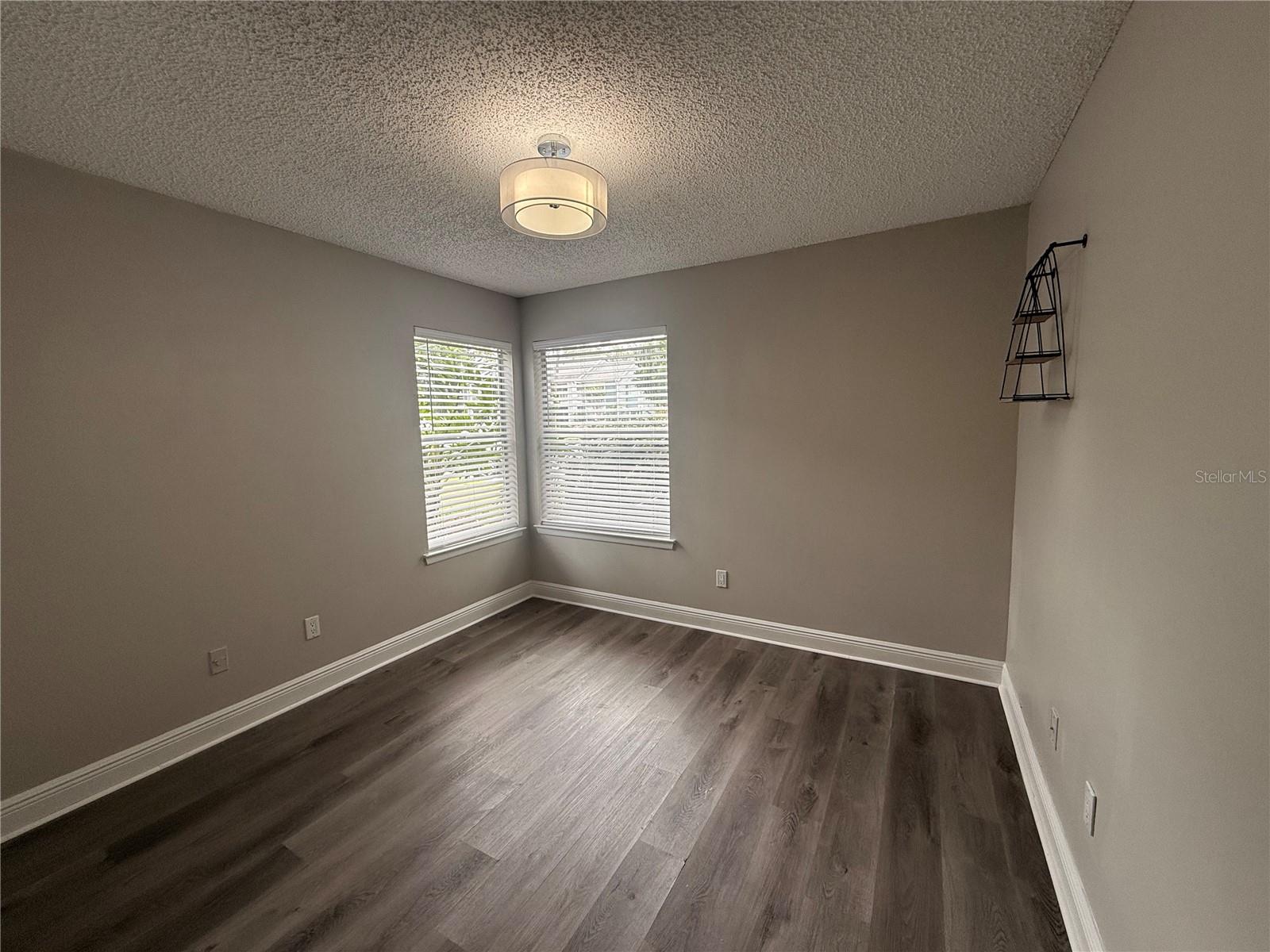 Image 13 of 41 For 715 Sugar Bay Way 103