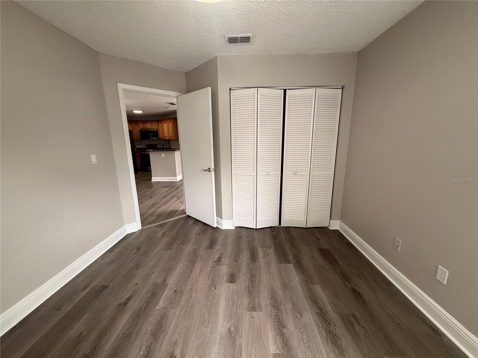 Image 14 of 41 For 715 Sugar Bay Way 103