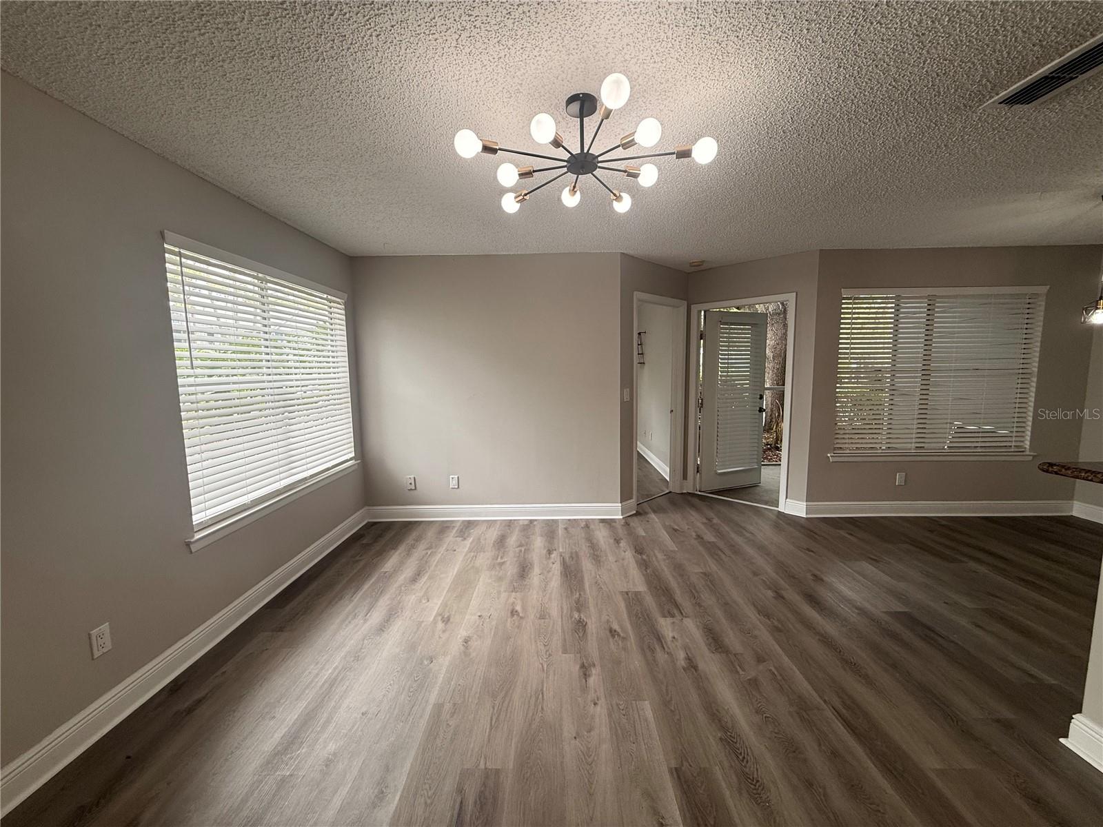 Image 8 of 41 For 715 Sugar Bay Way 103