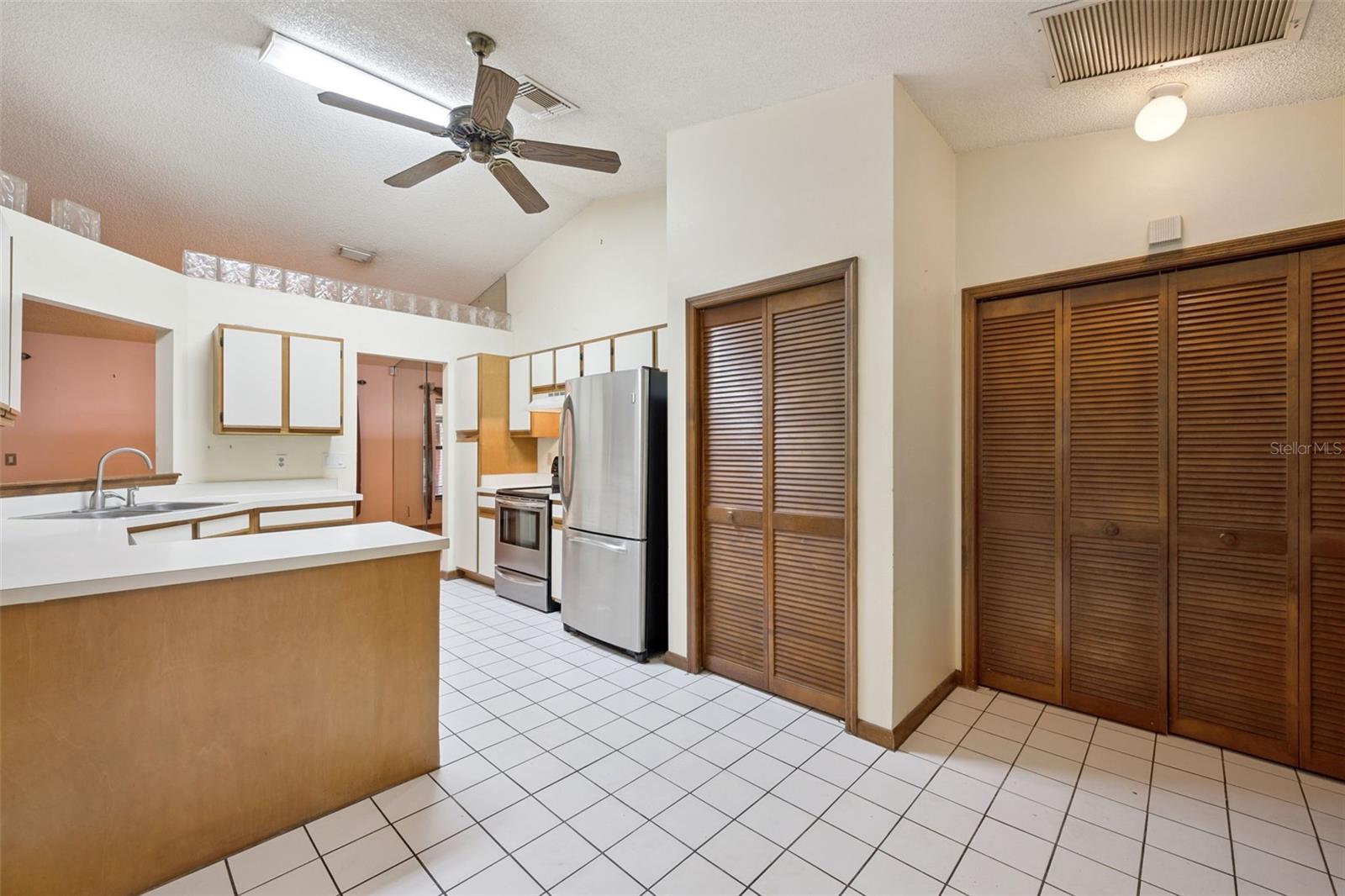 Image 12 of 34 For 5513 Caurus Court