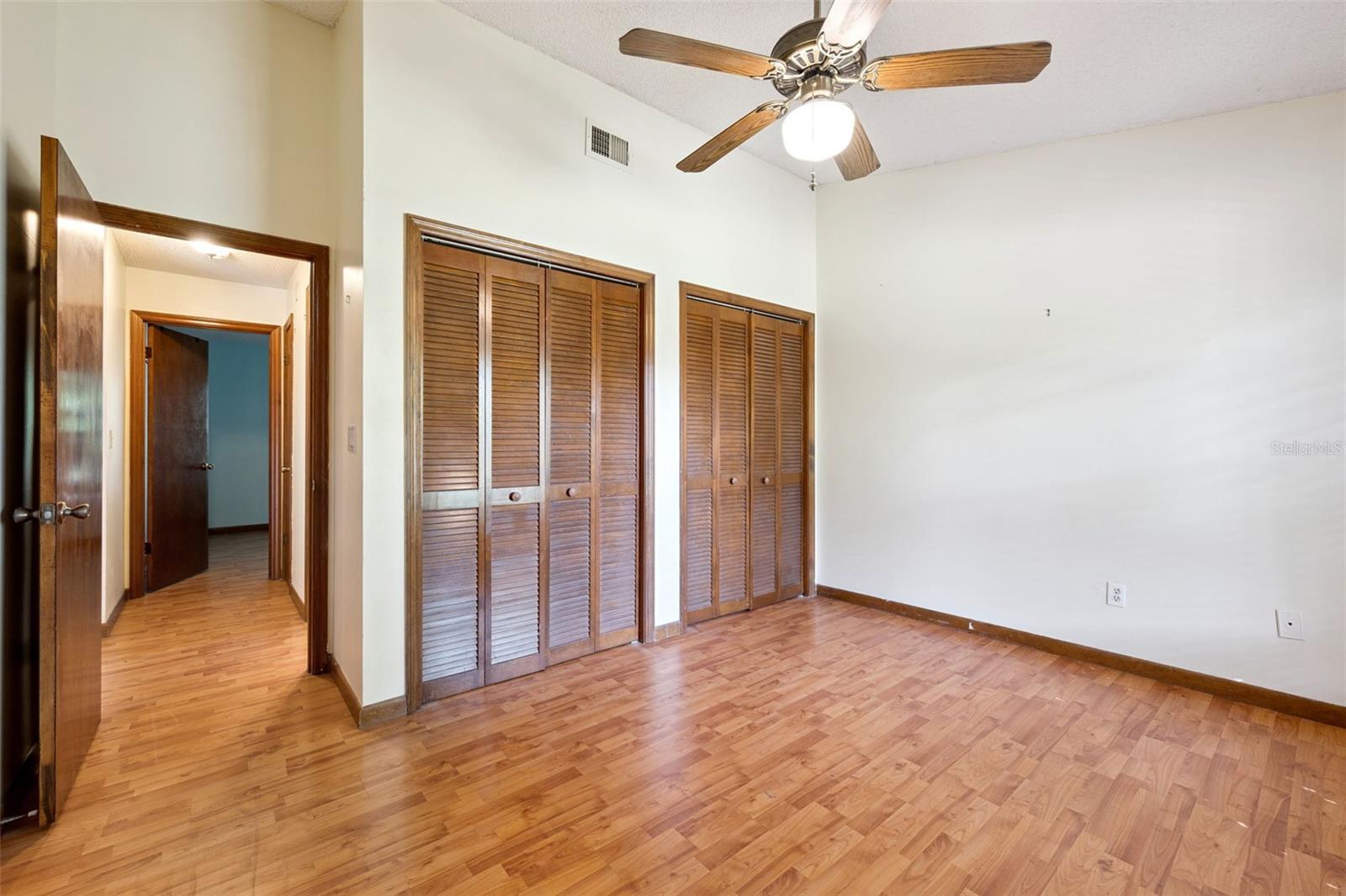 Image 16 of 34 For 5513 Caurus Court