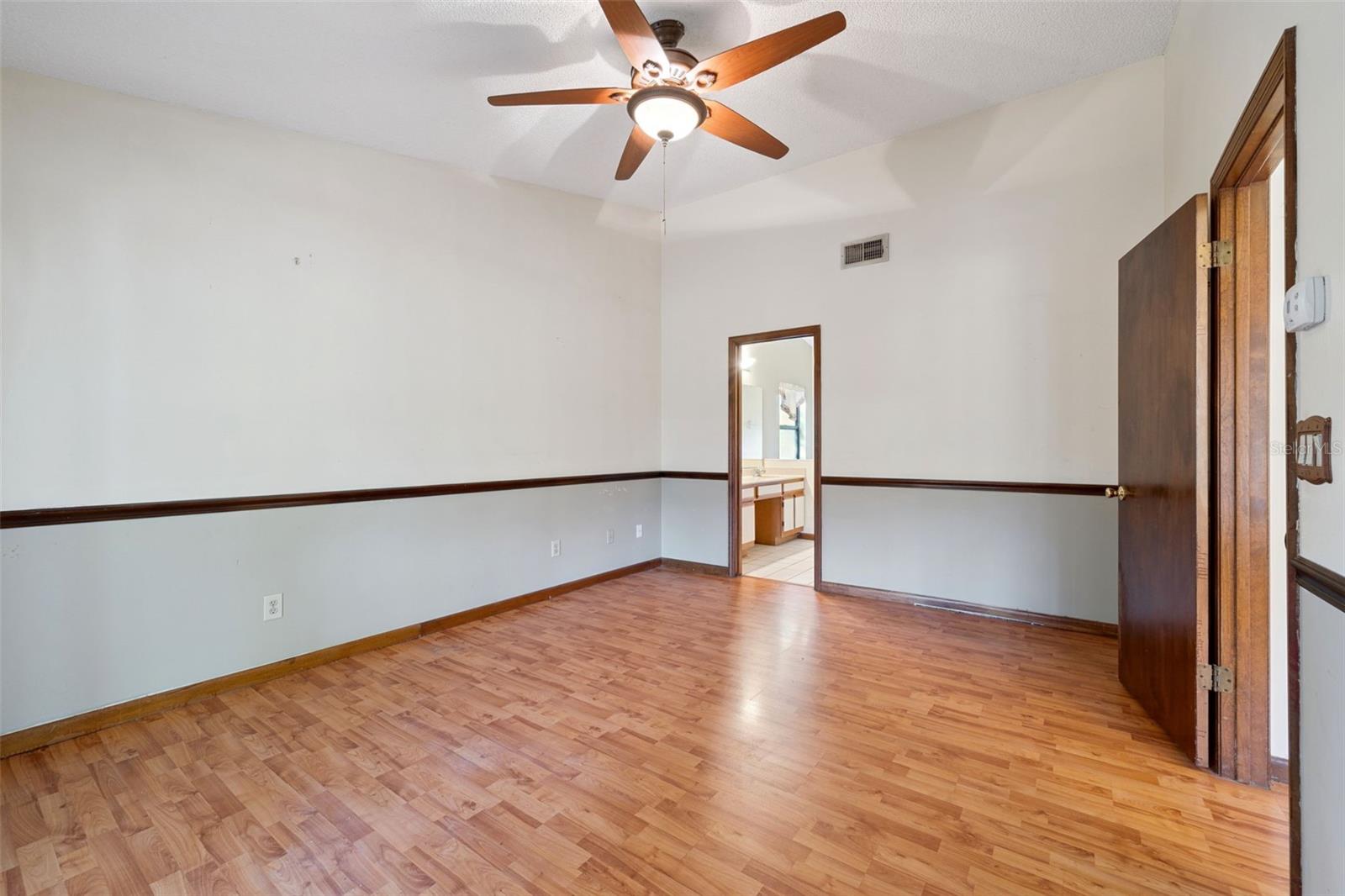 Image 18 of 34 For 5513 Caurus Court