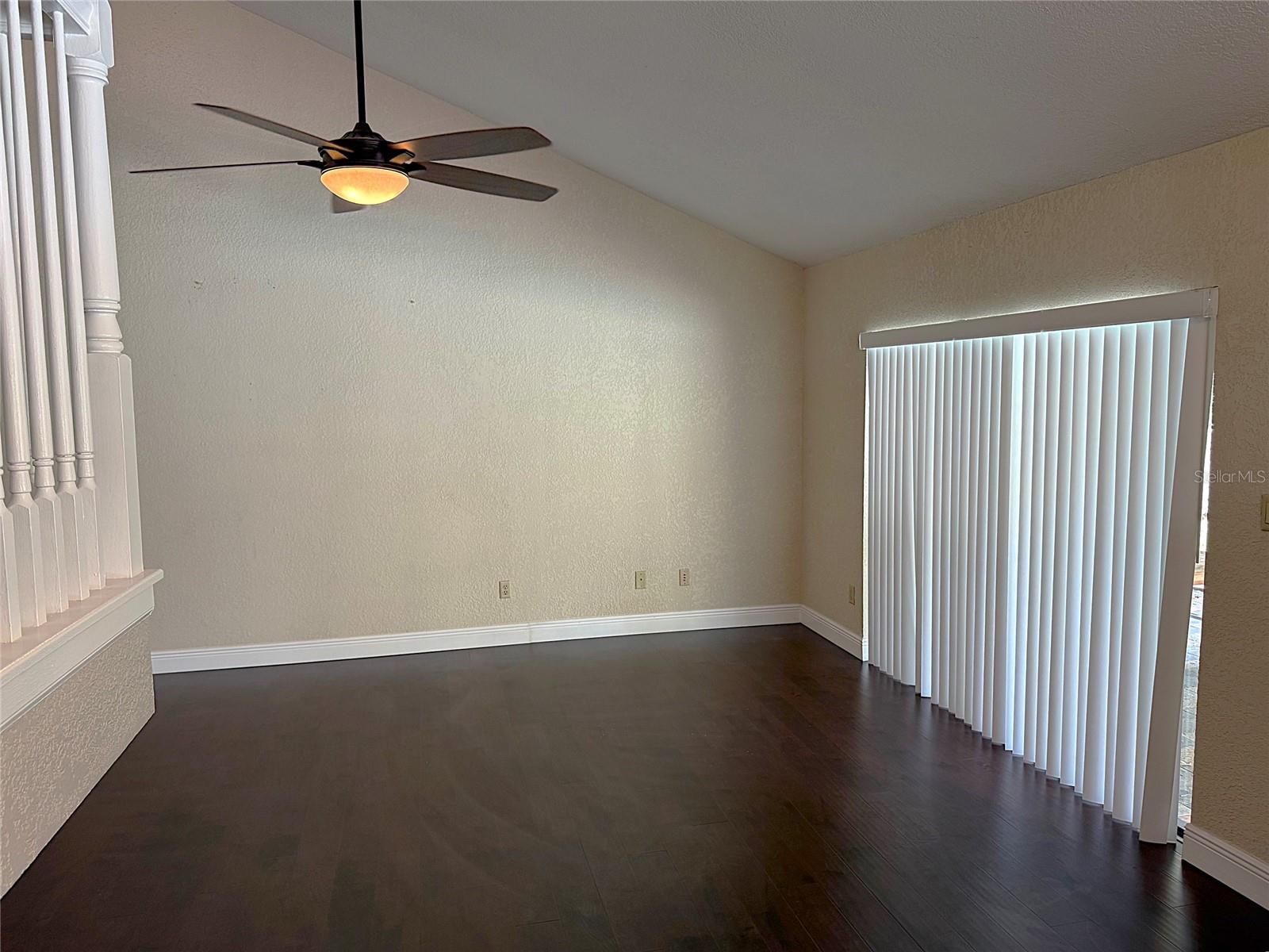 Image 18 of 59 For 2220 Fairglenn Way