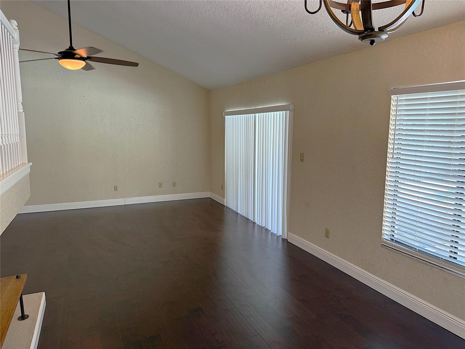 Image 19 of 59 For 2220 Fairglenn Way