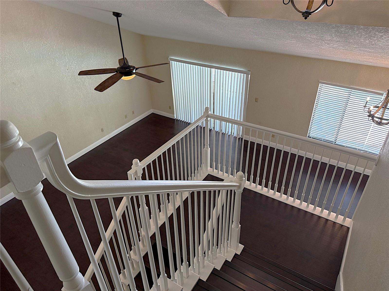 Image 21 of 59 For 2220 Fairglenn Way