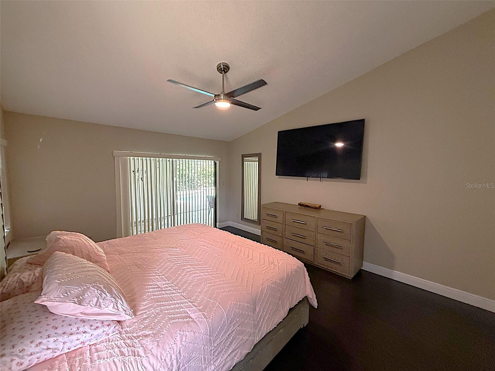 Image 27 of 59 For 2220 Fairglenn Way