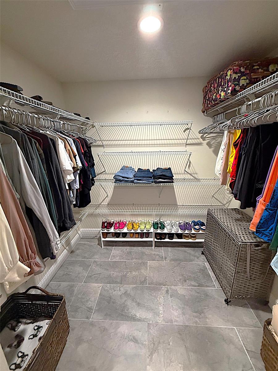 Image 29 of 59 For 2220 Fairglenn Way