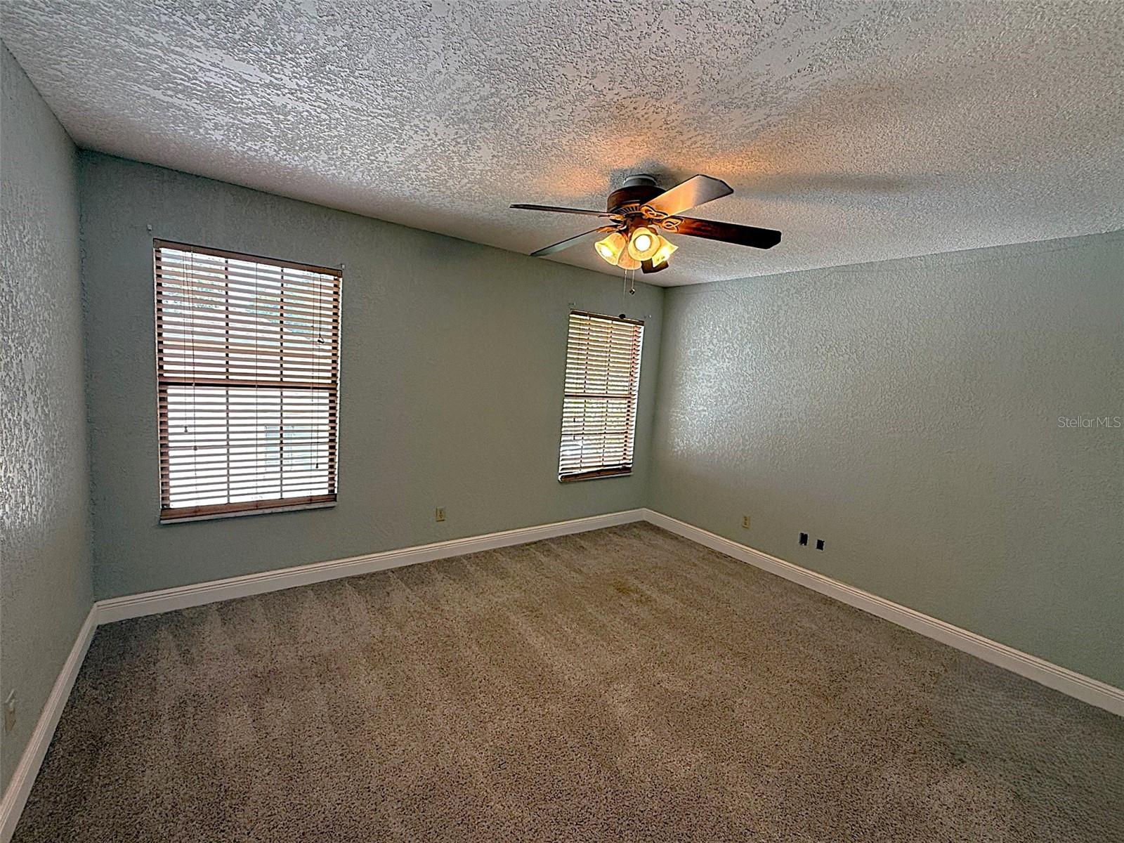 Image 36 of 59 For 2220 Fairglenn Way