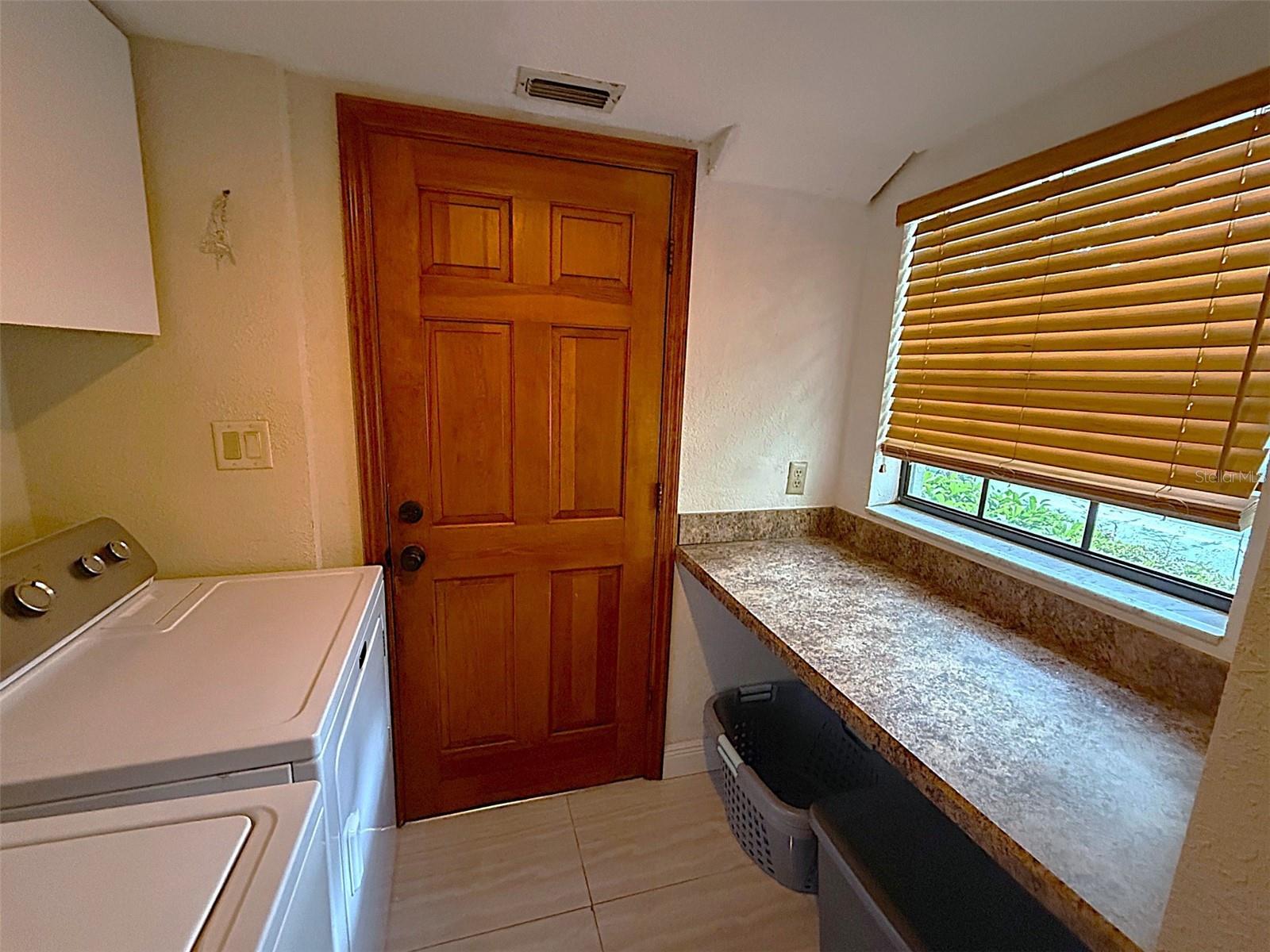 Image 49 of 59 For 2220 Fairglenn Way