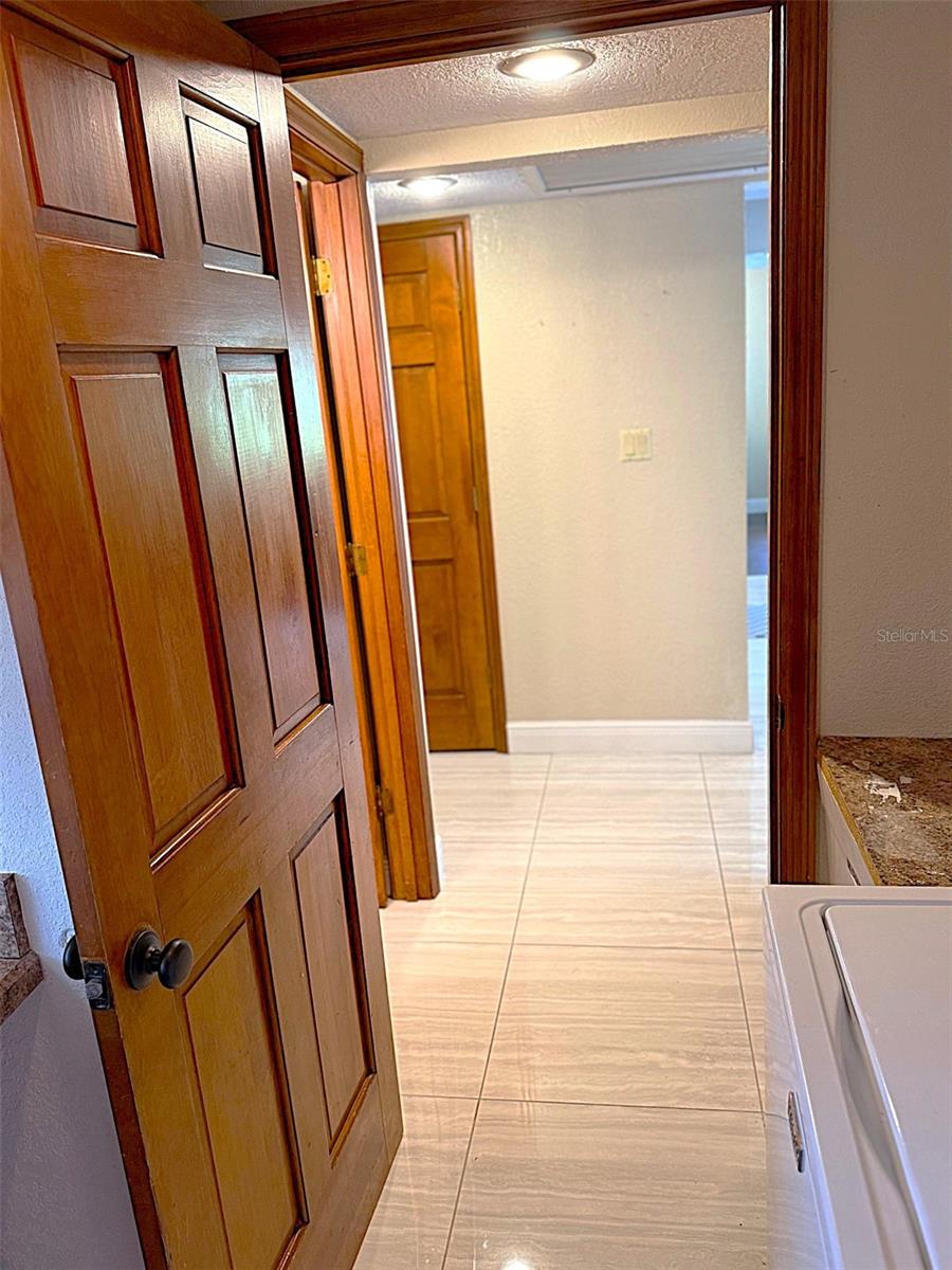 Image 51 of 59 For 2220 Fairglenn Way