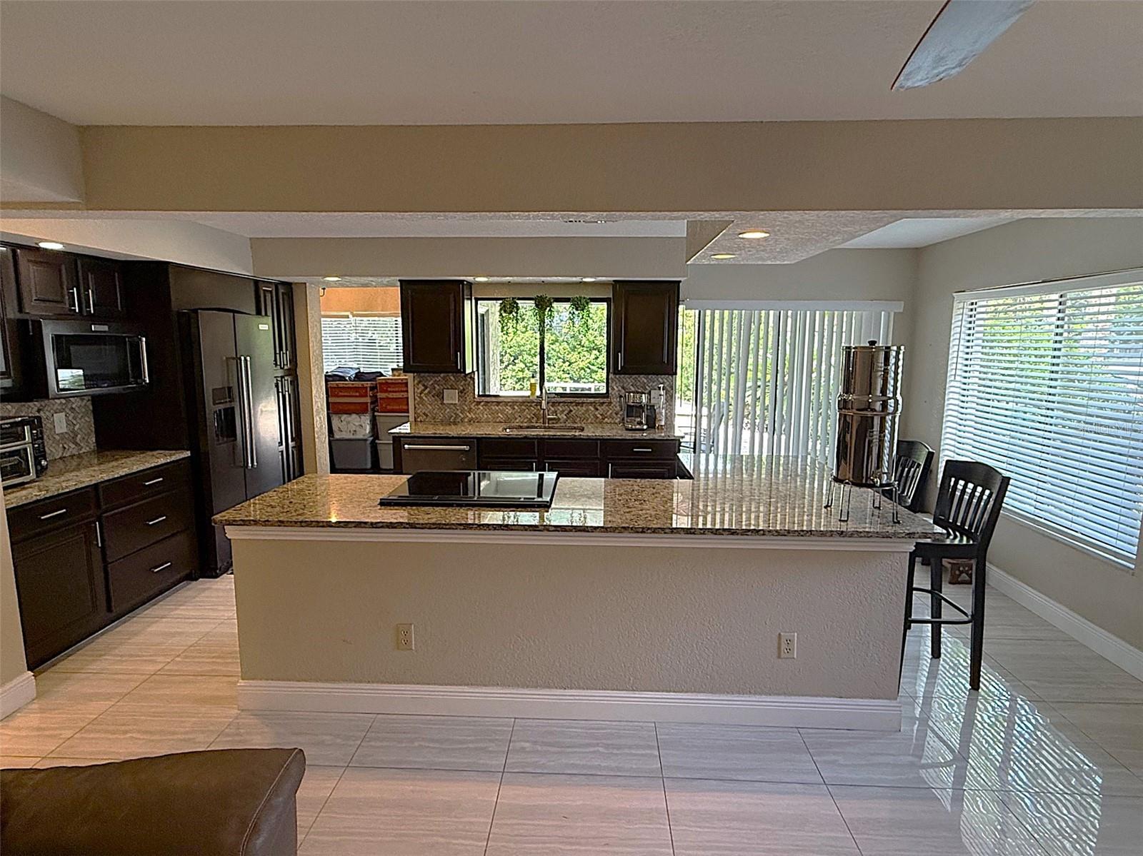 Image 6 of 59 For 2220 Fairglenn Way