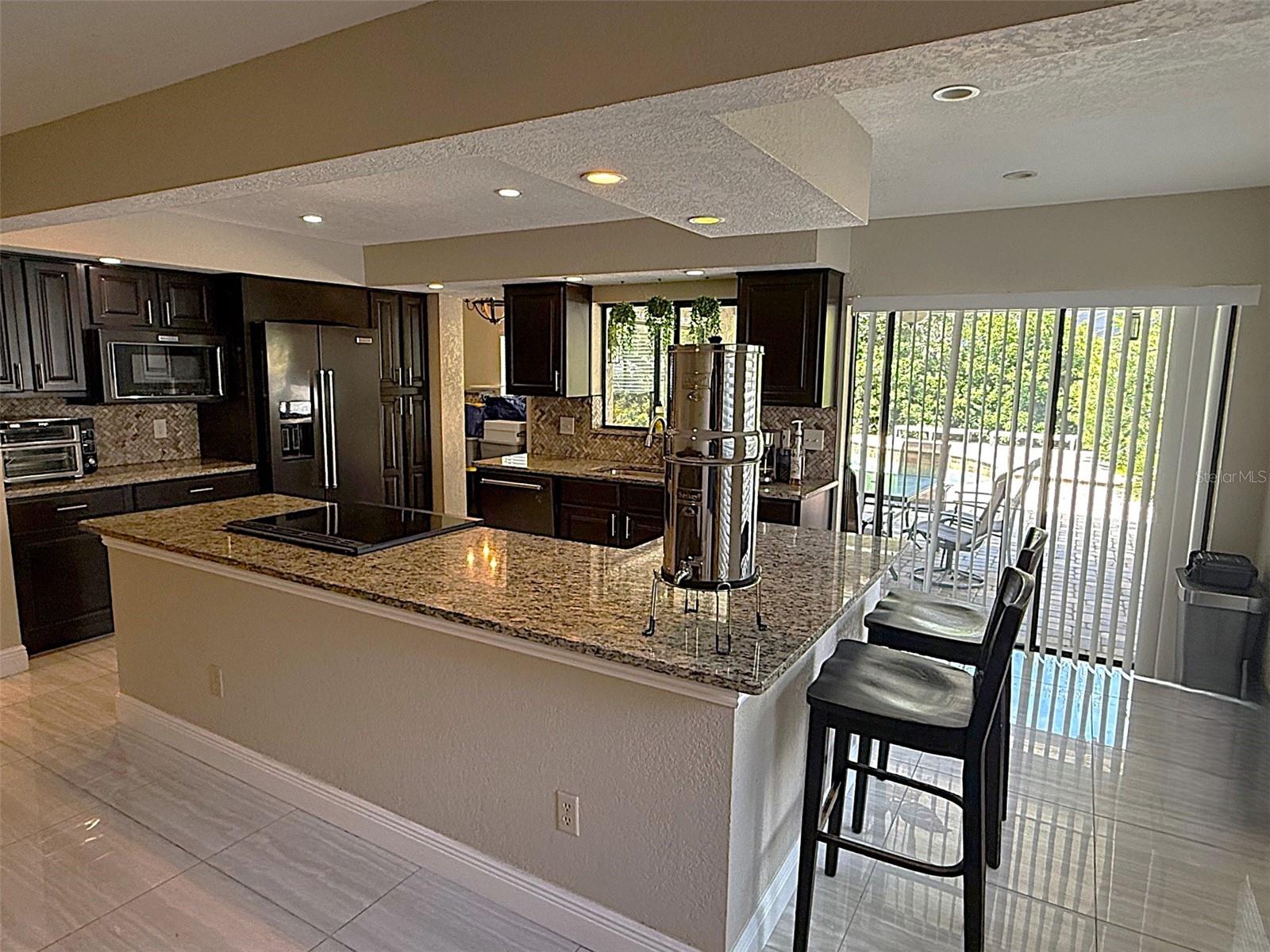 Image 7 of 59 For 2220 Fairglenn Way