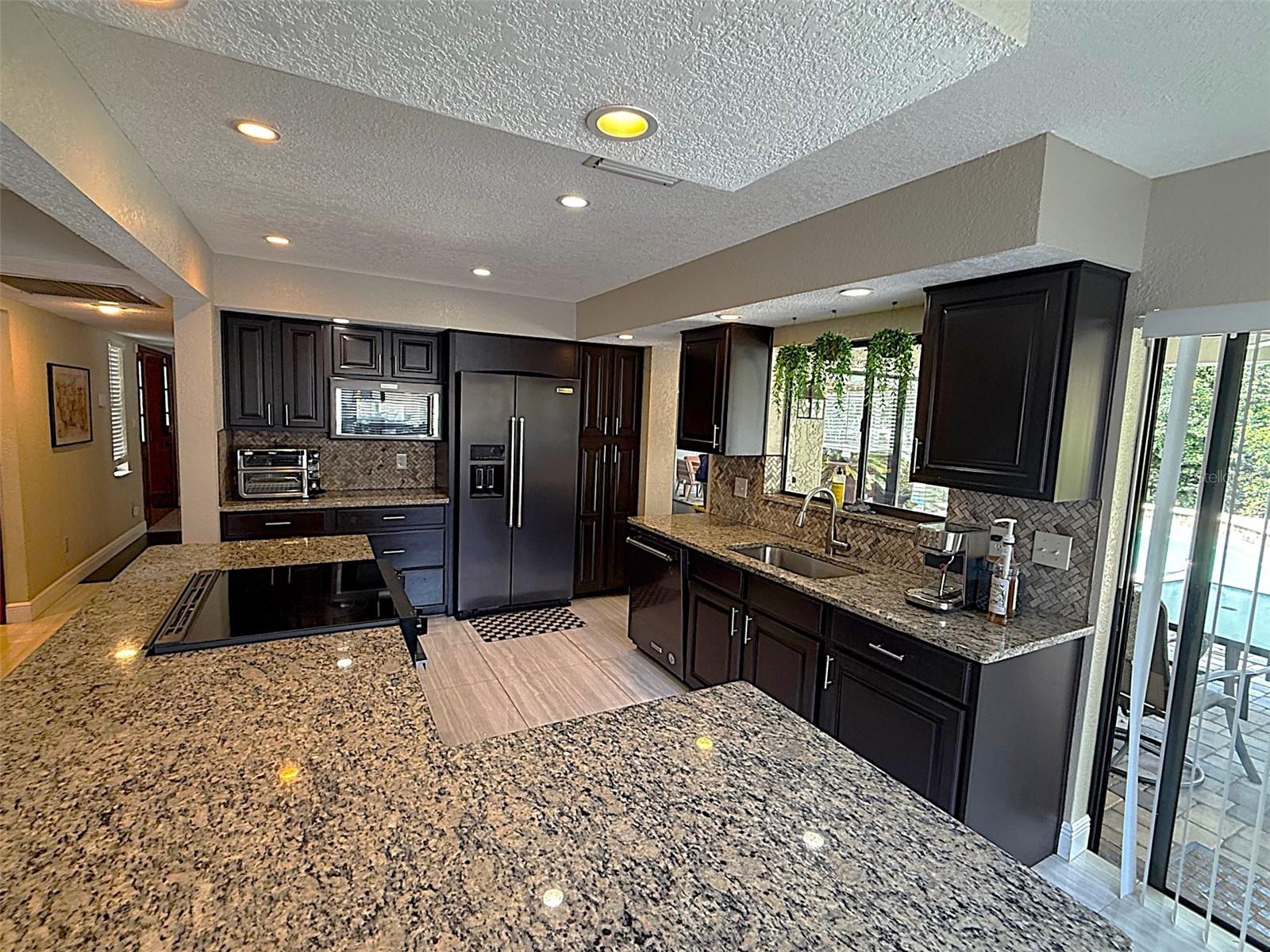 Image 9 of 59 For 2220 Fairglenn Way