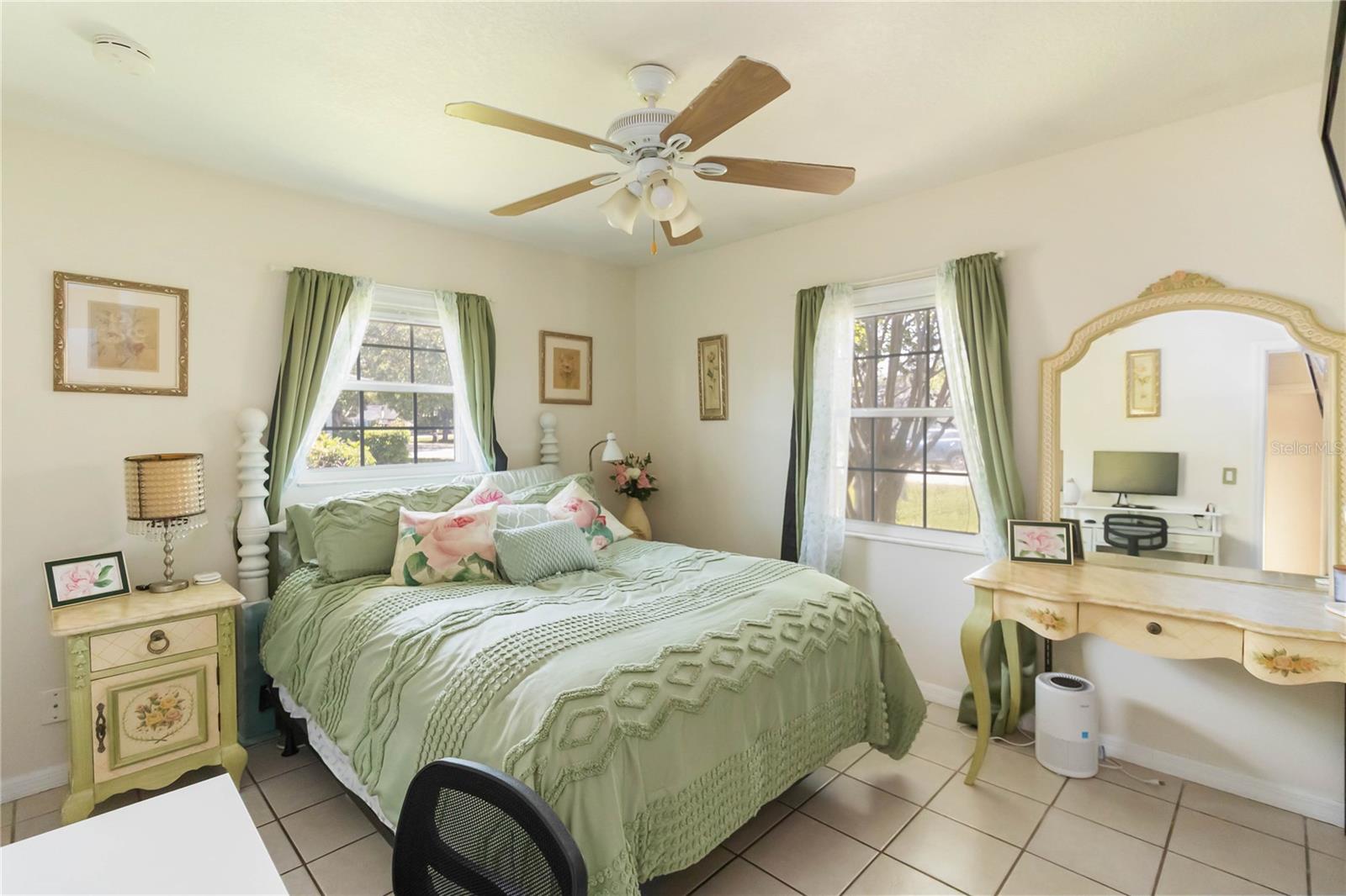 Image 18 of 35 For 439 Virginia Avenue