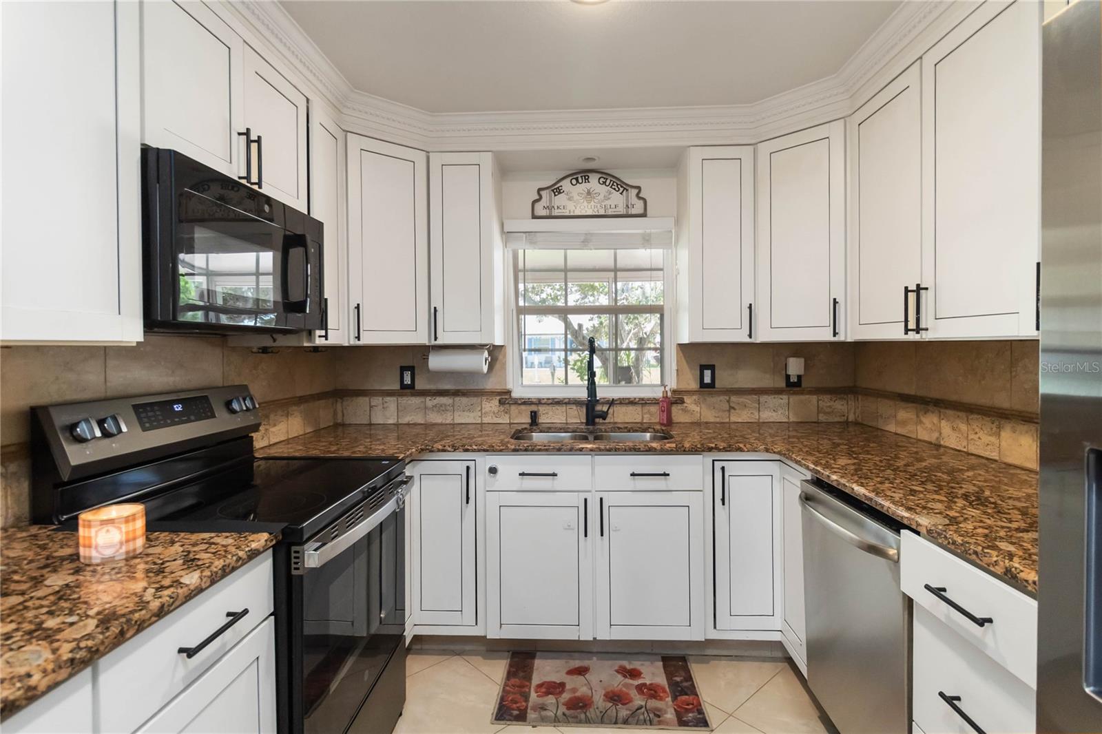 Image 6 of 35 For 439 Virginia Avenue