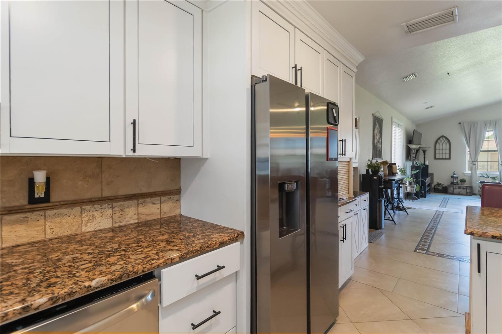 Image 7 of 35 For 439 Virginia Avenue