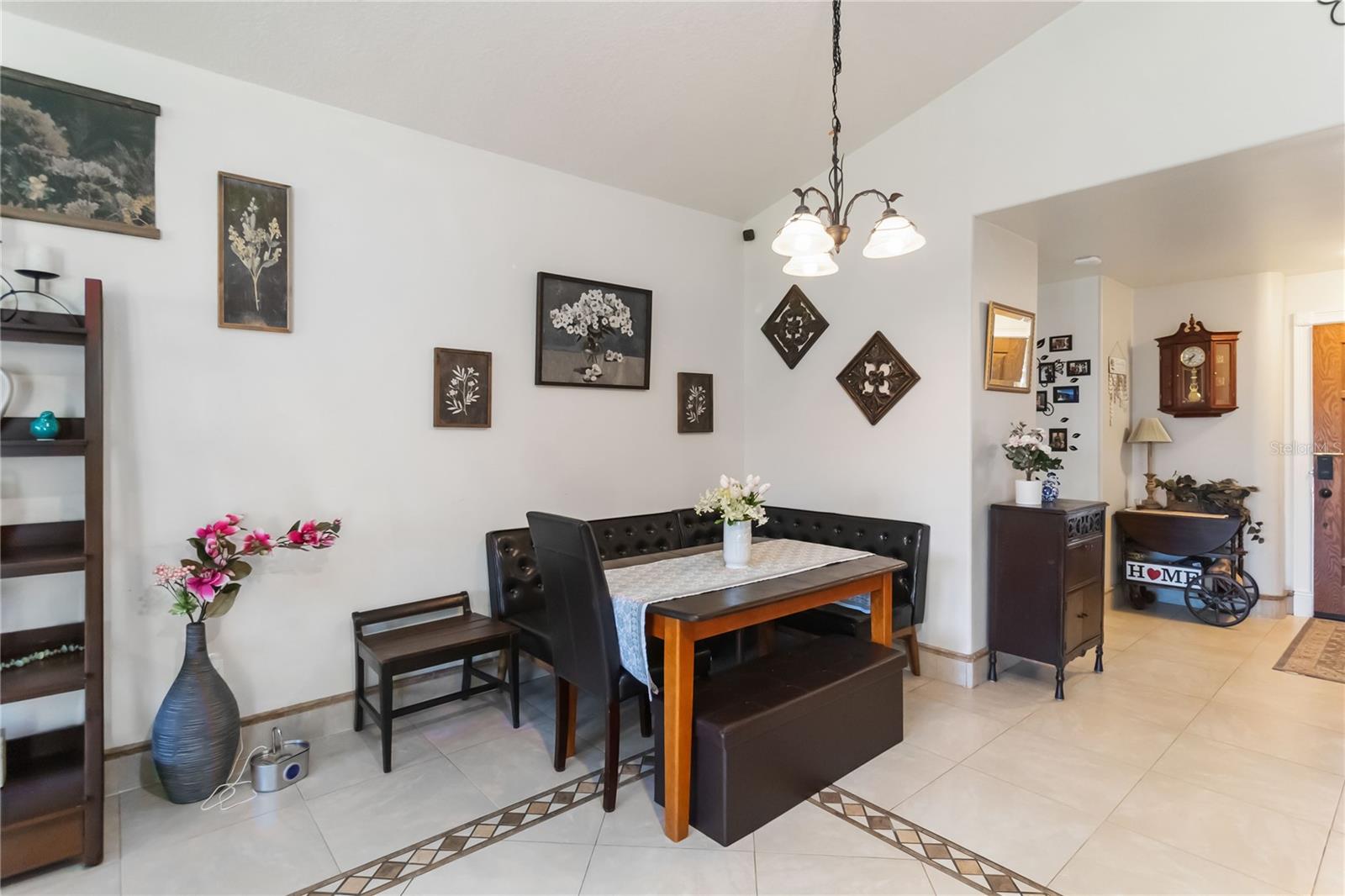 Image 8 of 35 For 439 Virginia Avenue