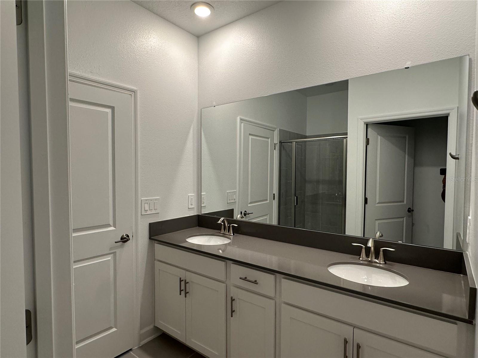 Image 14 of 35 For 3128 Addison Boulevard