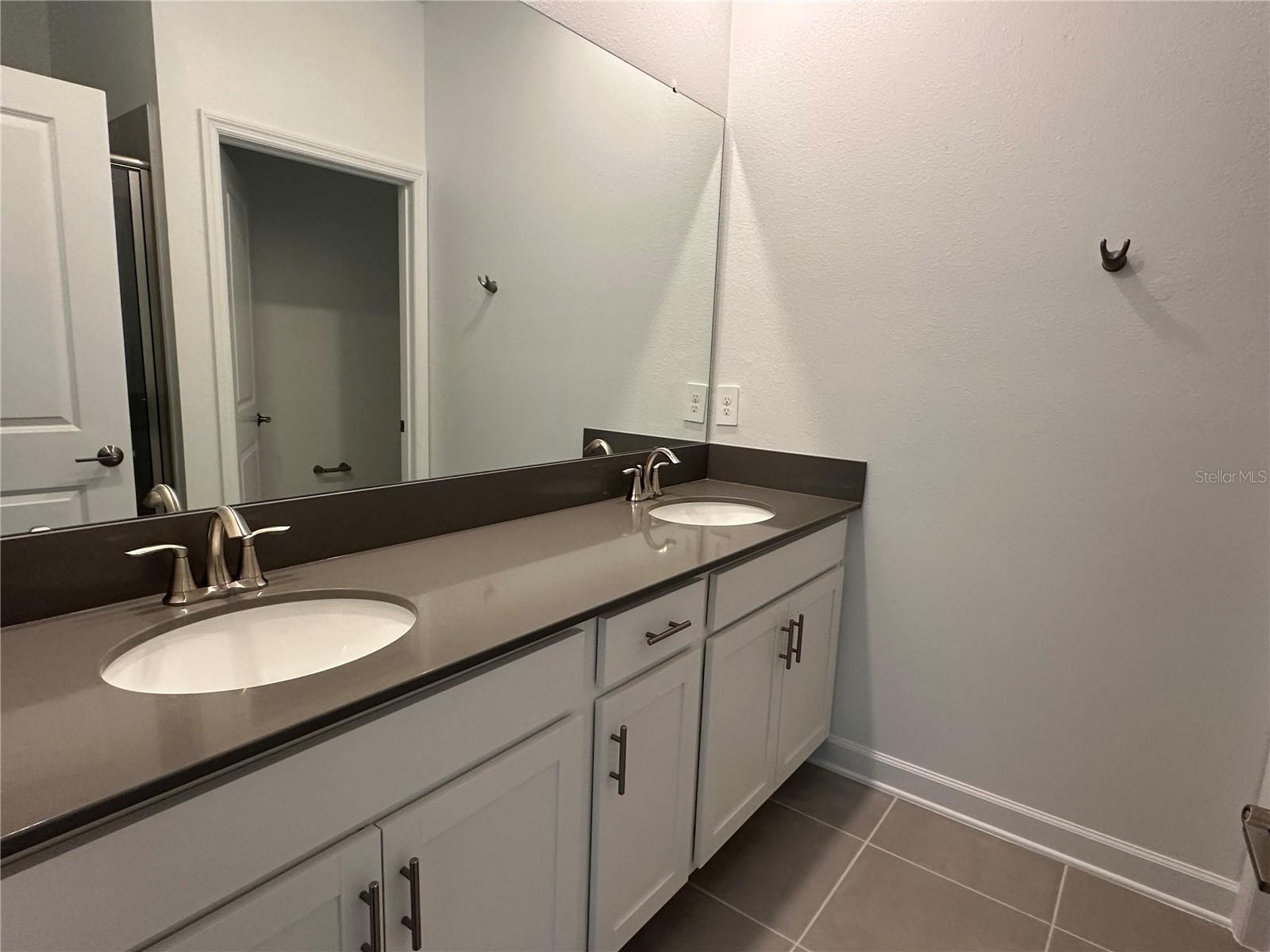 Image 15 of 35 For 3128 Addison Boulevard