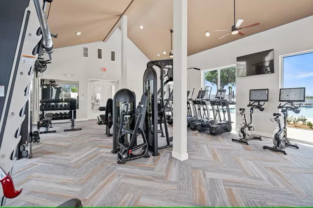 Image 31 of 35 For 3128 Addison Boulevard