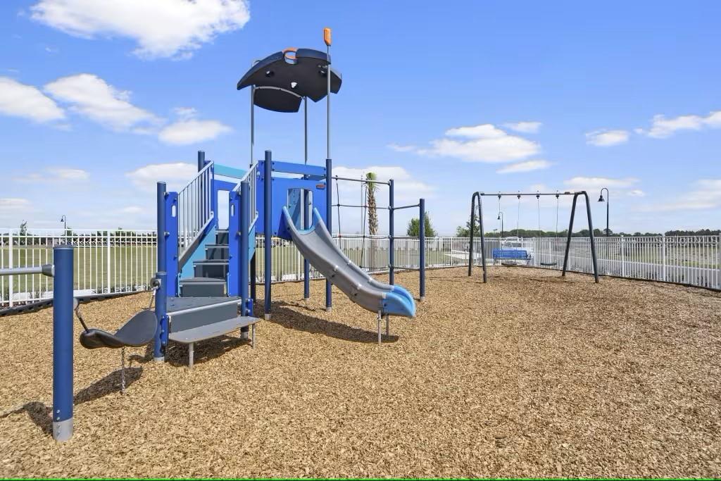 Image 32 of 35 For 3128 Addison Boulevard