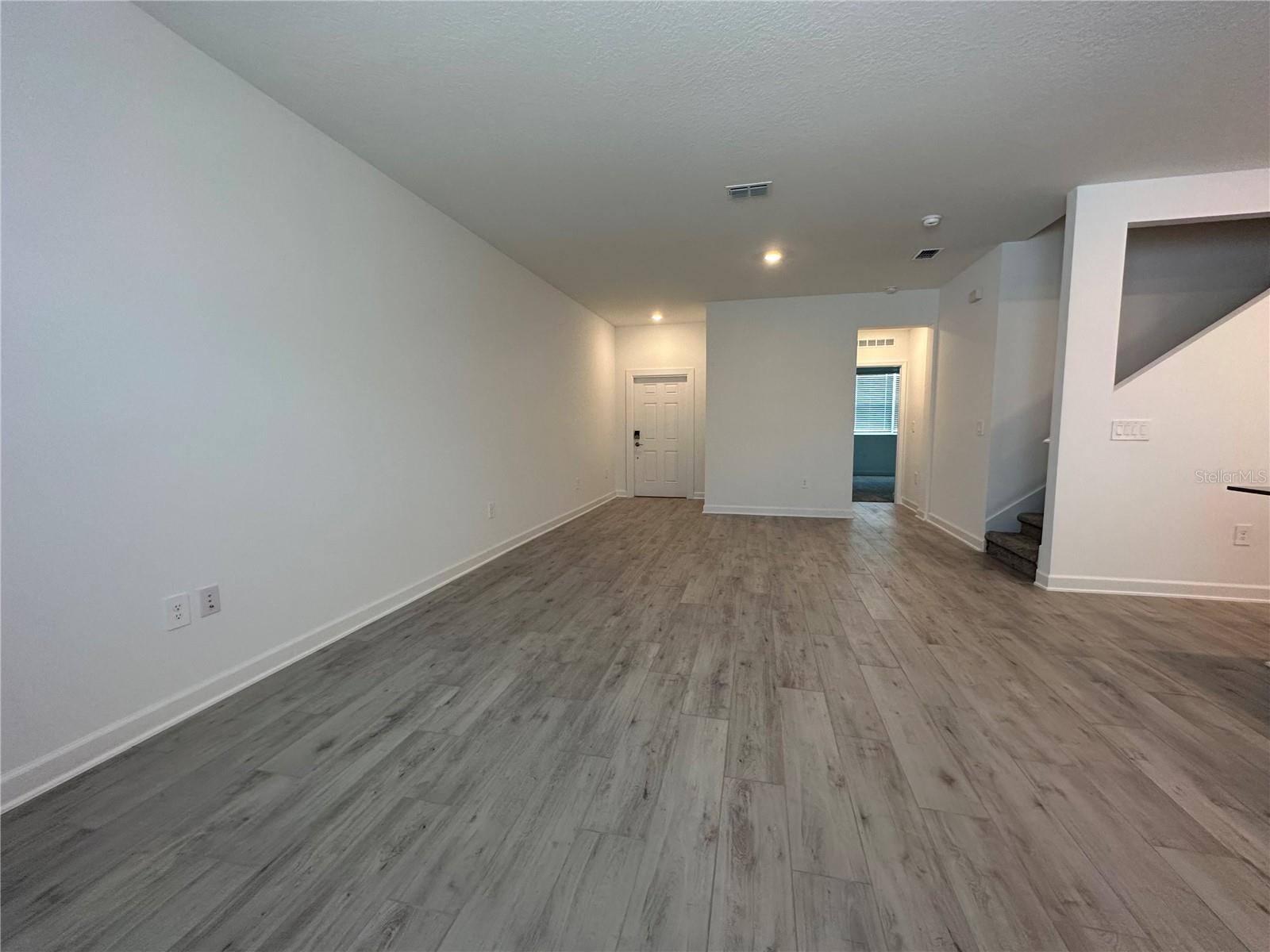 Image 9 of 35 For 3128 Addison Boulevard