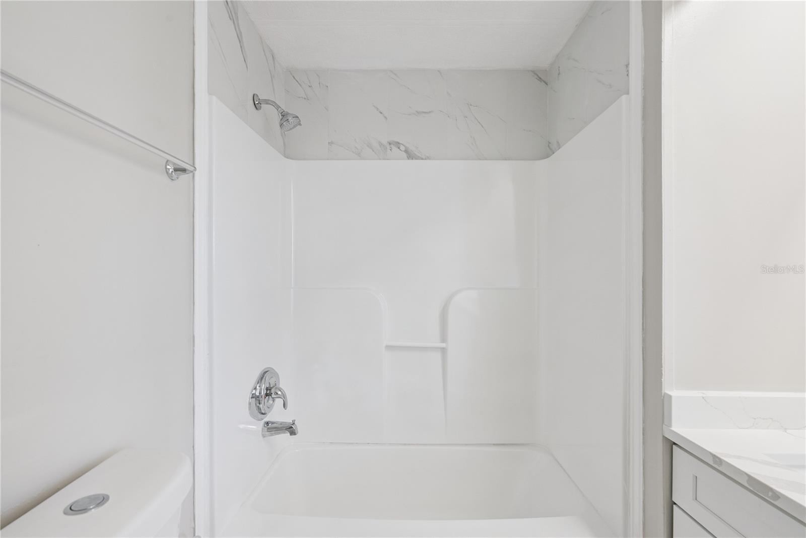 Image 15 of 20 For 18941 3rd Avenue